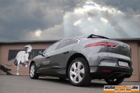 I-Pace 09
